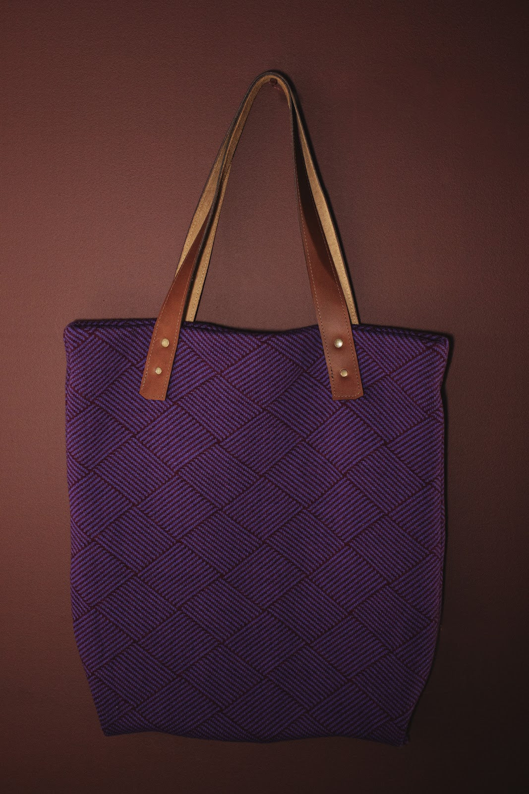 Bolsa Tote Trama Roxa