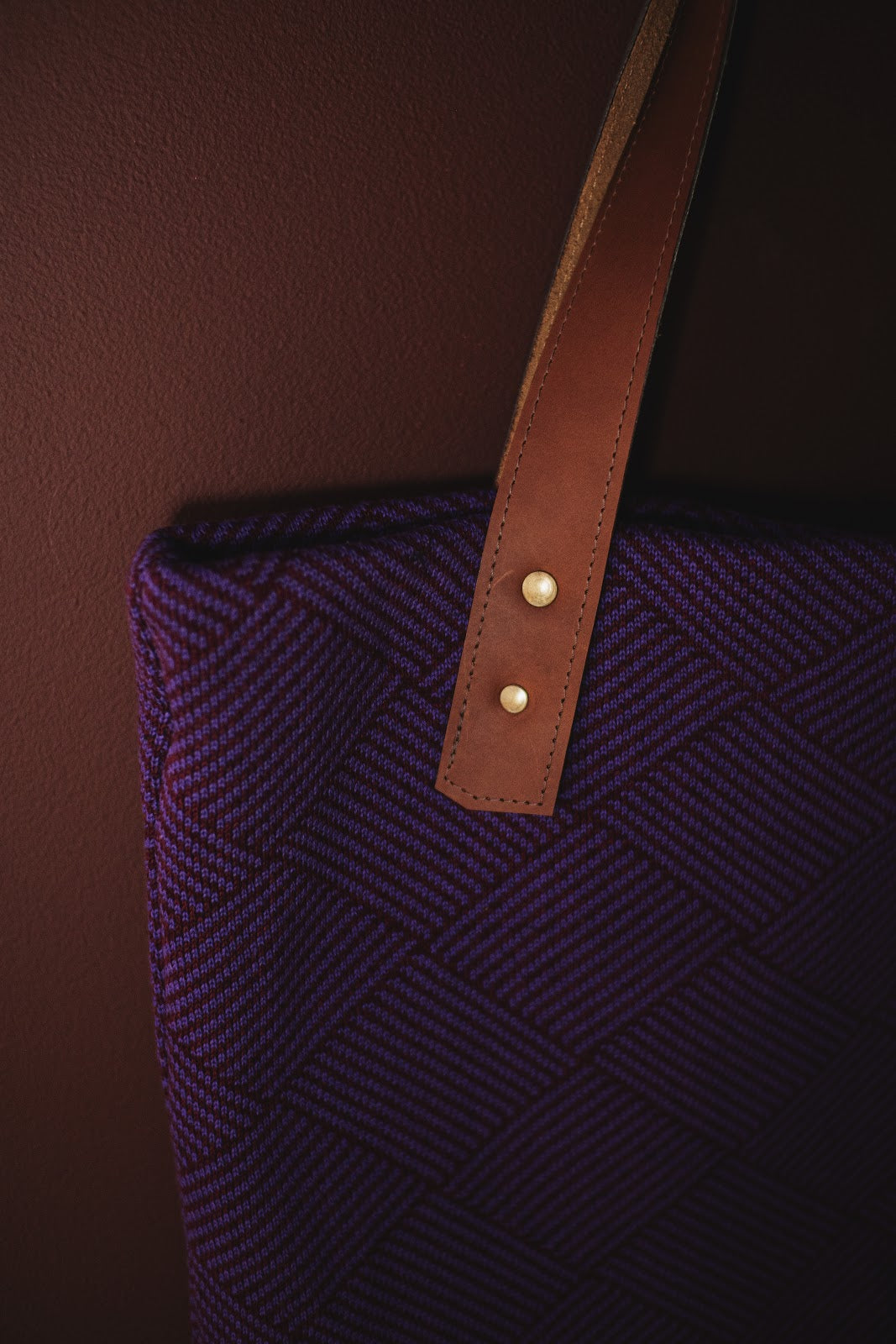Bolsa Tote Trama Roxa