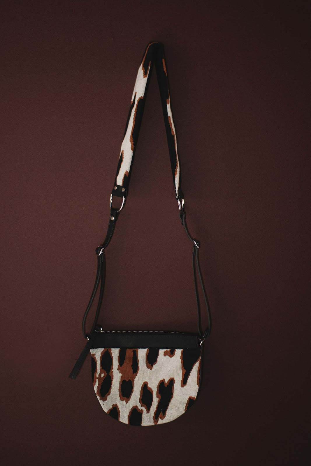 Bolsinha Couro Onça/Off White